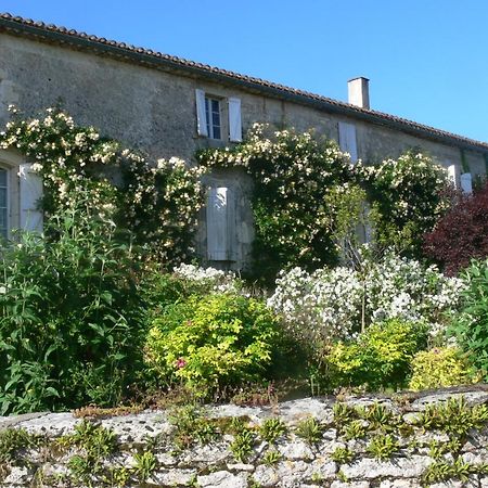 La Maisou-Pastel Et Fleur Serignac  Luaran gambar